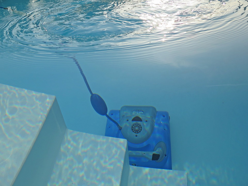 robot aspirateur piscine